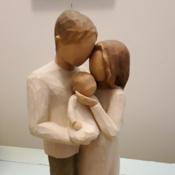 Willow Tree " Our Gift " featuring a young family - Picture 2 of 7